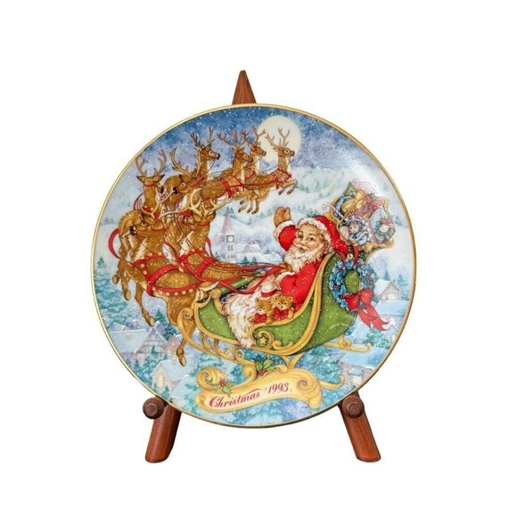 1993 Avon Christmas Special Christmas Delivery Collector Plates - Picture 2 of 5